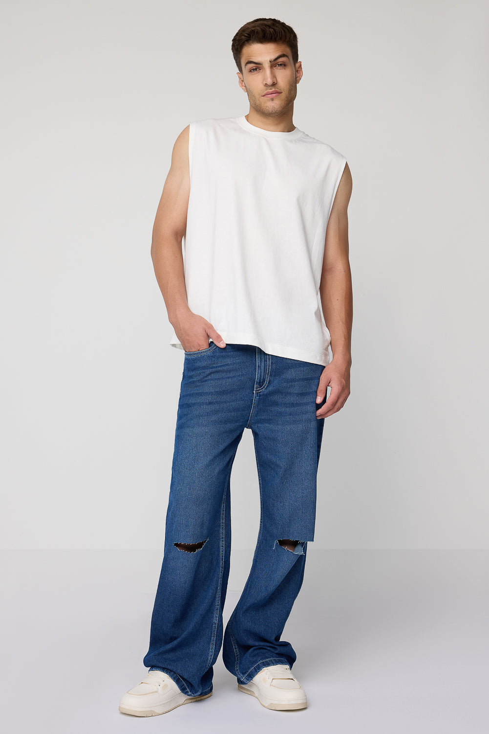8JULY24_16391-Edit_bd5cafc4-28bd-4078-8dc9-65893bd15c36.jpg Vintage Blue Distressed Knee-Slit Baggy Jeans - Image 1
