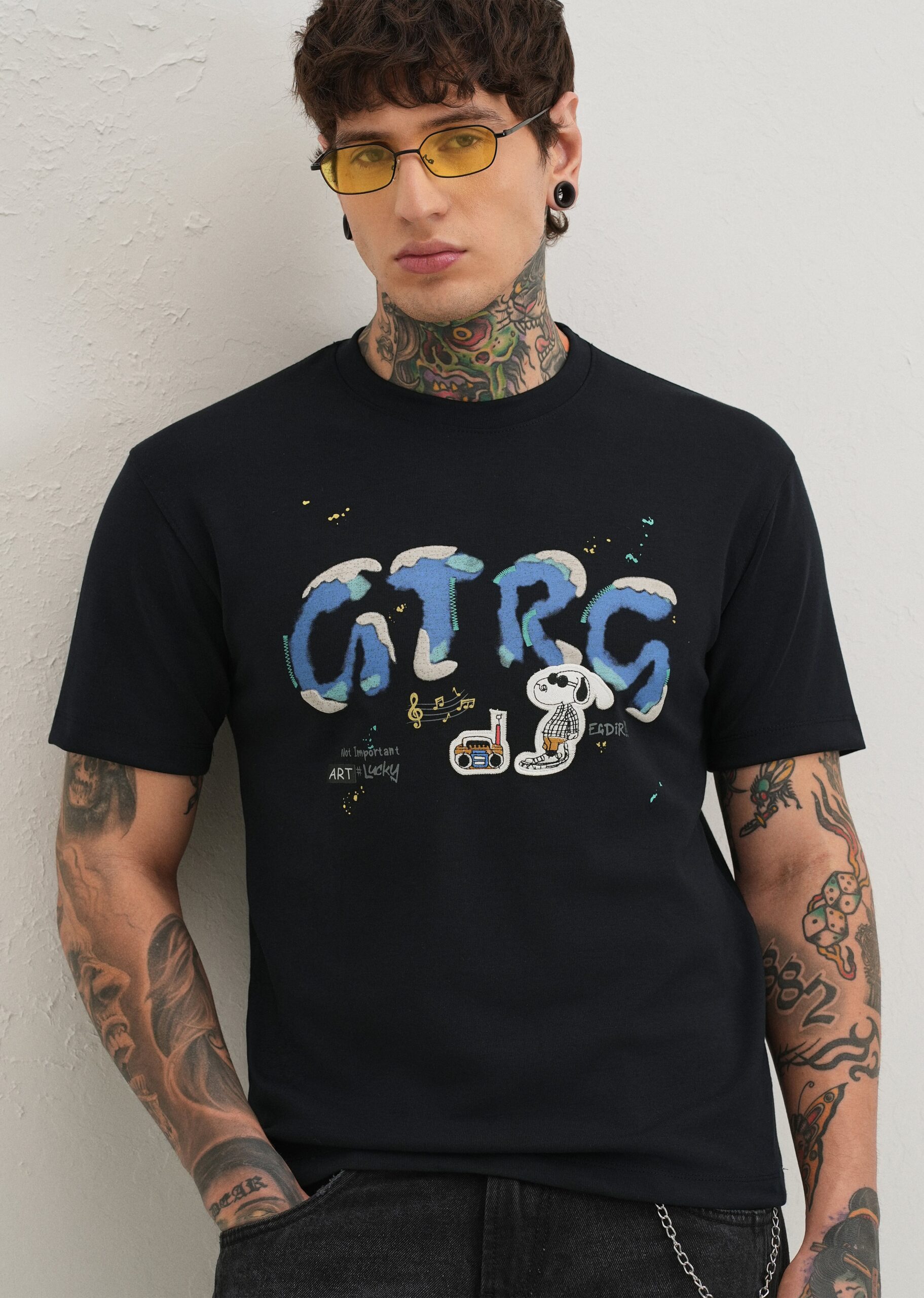 Deep_Dark_Blue_Graphic_Printed_T-shirt_3-scaled-1.jpg Deep Dark Blue Graphic Printed Cotton T Shirt - Image 1