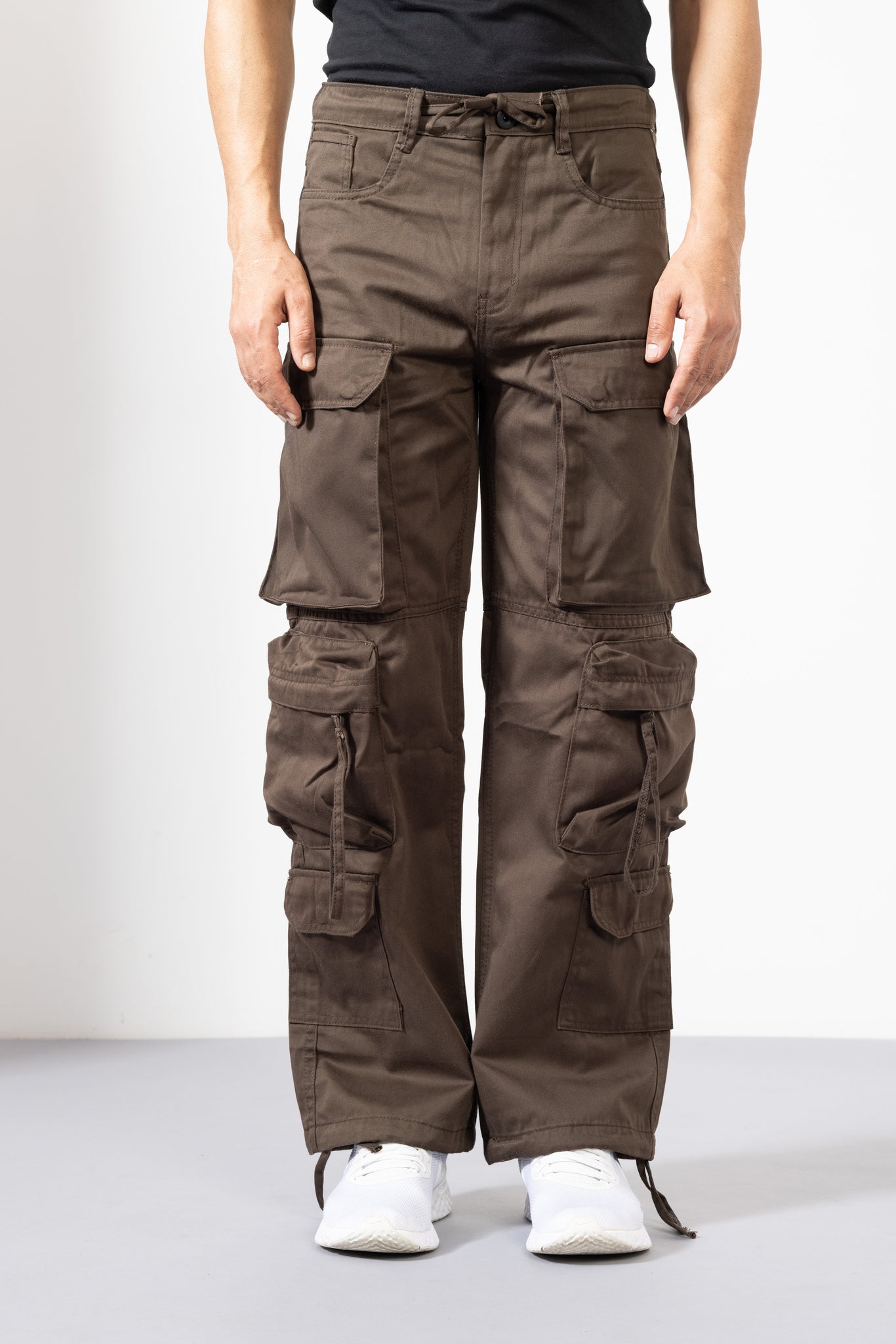 GSCRG10PKTDECBRN.jpg Brown Cotton Cargo Pants with Rugged Utility Styling - Image 1