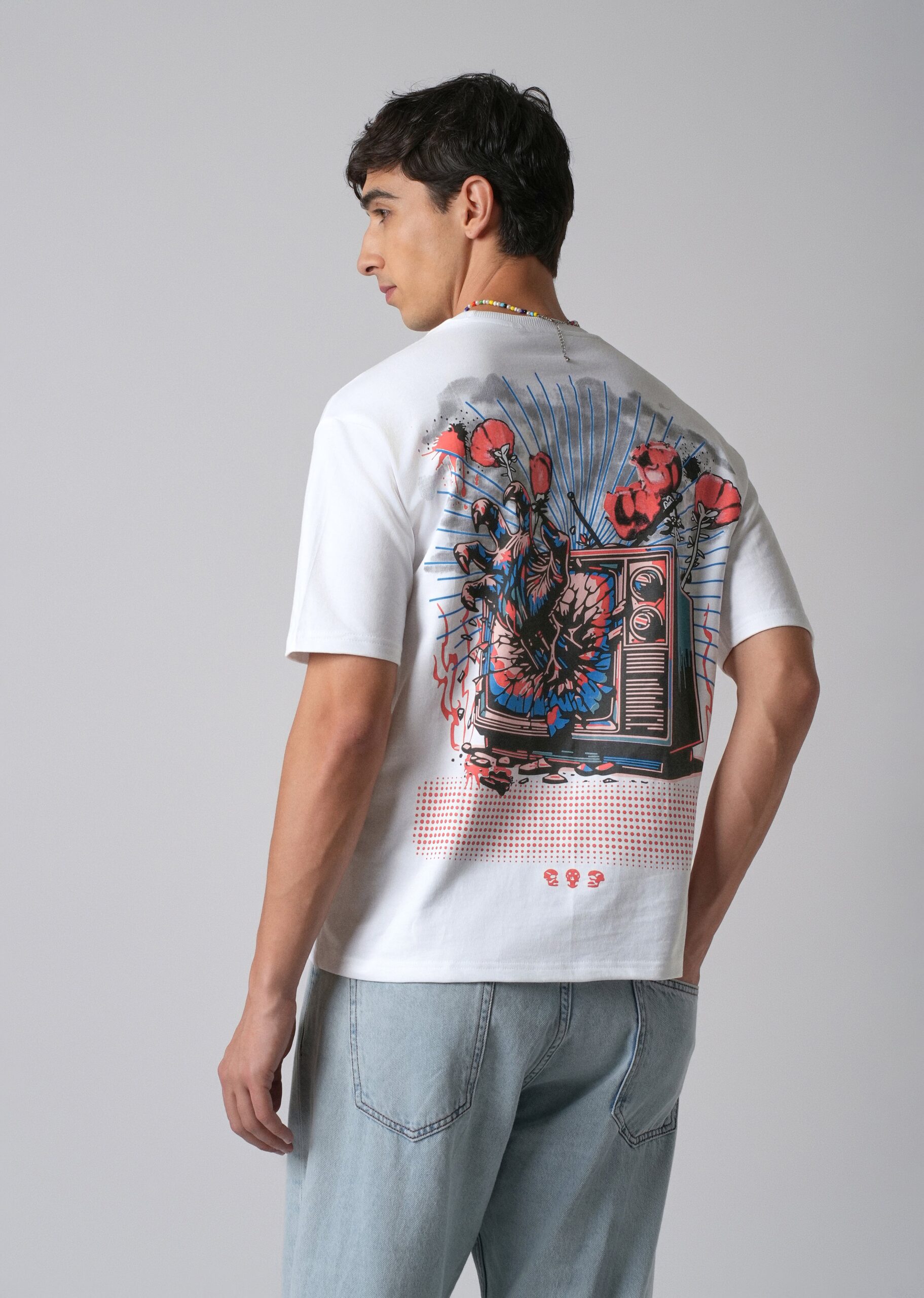 White_Back_Print_Relaxed_Fit_T-_shirt_1_7daa9c8d-442e-4a68-a427-1d329311203a-scaled-1.jpg White Back Print Relaxed Fit Cotton T Shirt - Image 1